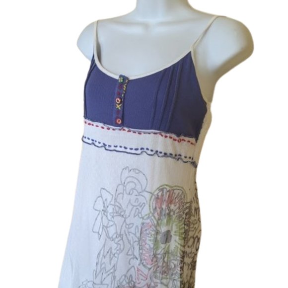 White and Blue Summer Dress Size Large --- - Picture 3 of 4